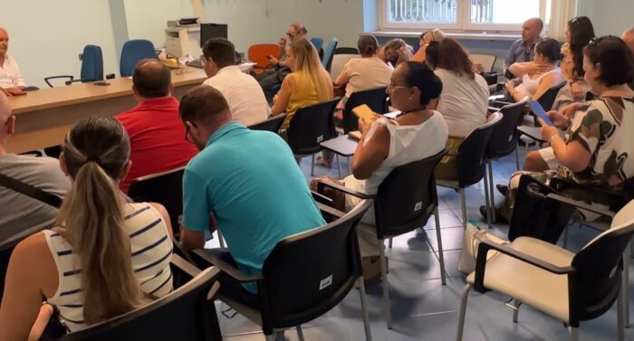 Asl Salerno, 300 Precari Pronti Alla Mobilitazione Del 7 Agosto 4 Asl Salerno, 300 Precari Pronti Alla Mobilitazione Del 7 Agosto 3