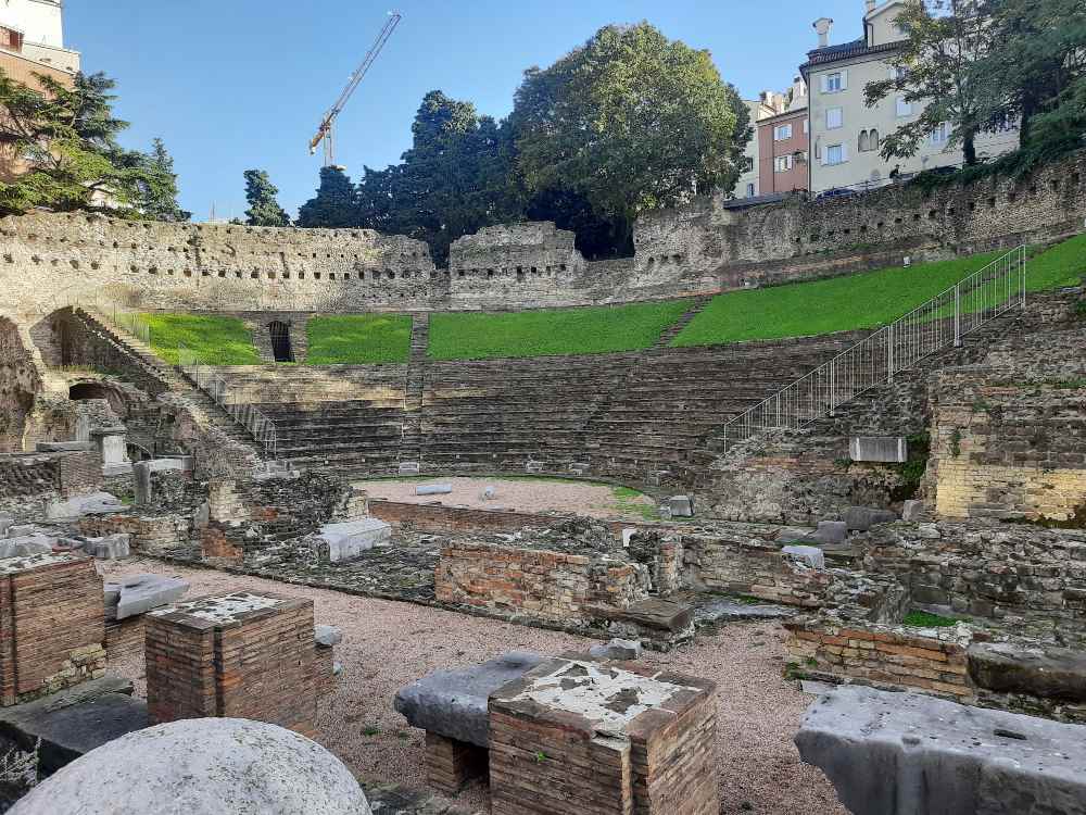 Esplora Trieste: attrazioni da visitare in un giorno, incluso il suggestivo tramonto dal Castello di Miramare. 33