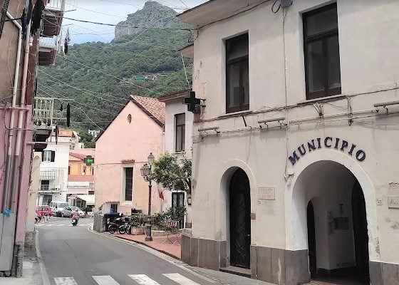 Forze Dell’Ordine Al Comune Di Cetara, I Sindaci Difendono Della Monica 3