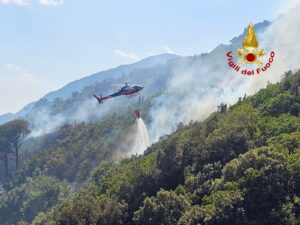 Grosso Incendio Su Monte San Liberatore, In Fumo Diversi Ettari Di Vegetazione 7