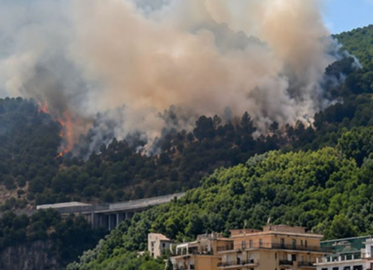 Grosso Incendio Su Monte San Liberatore, In Fumo Diversi Ettari Di Vegetazione 5