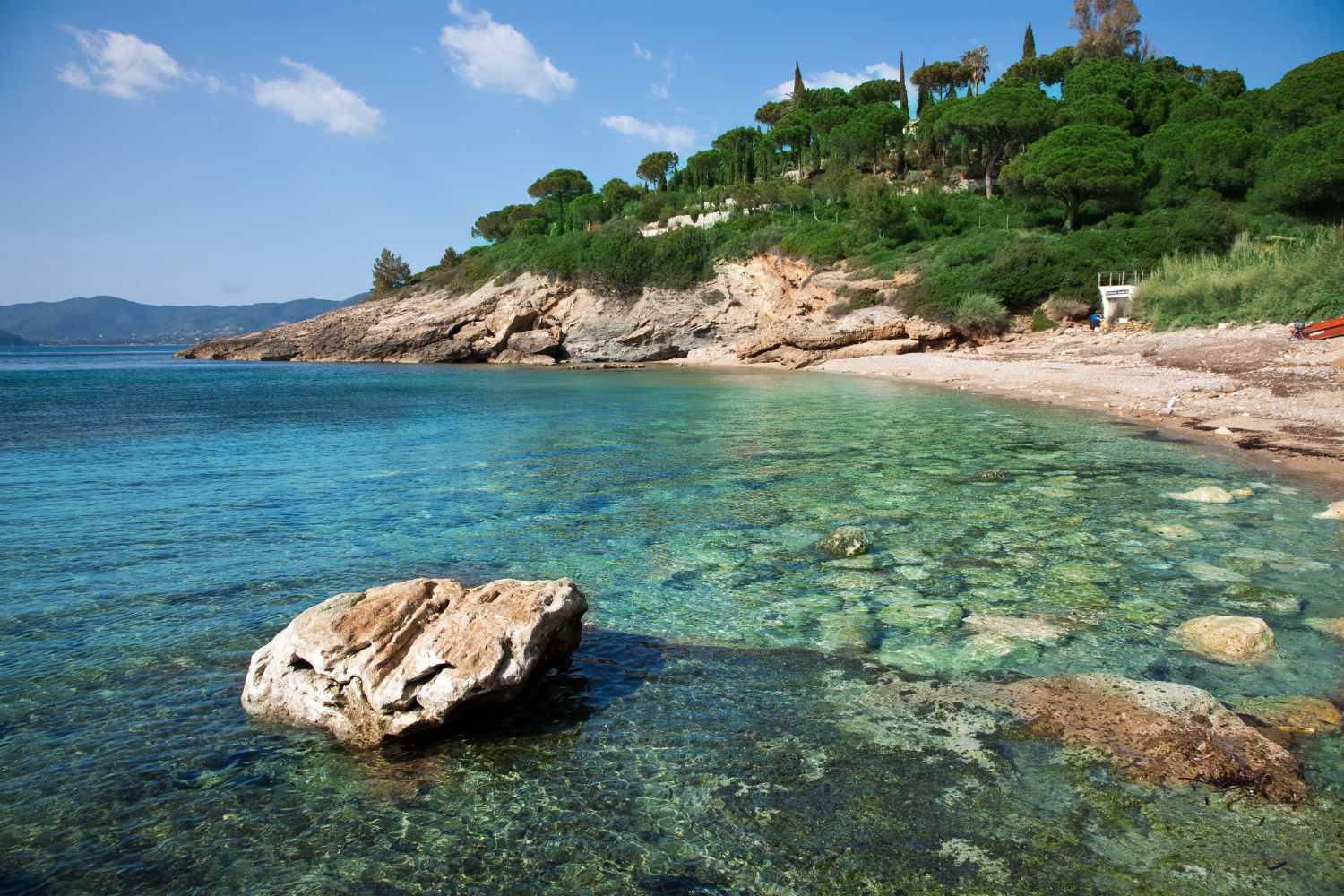 Le sei spiagge gratuite e incontaminate d'Italia selezionate dal Guardian. 21