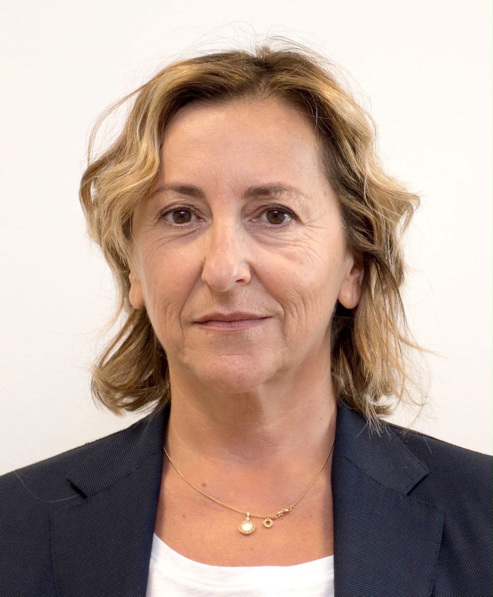 Olimpia Abbate Sarà Il Nuovo Questore Di Salerno 3