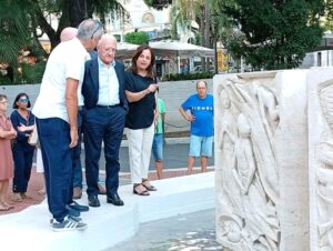 Piazza San Francesco Rinasce, Ora Va Difesa 8 Piazza San Francesco Rinasce, Ora Va Difesa 7