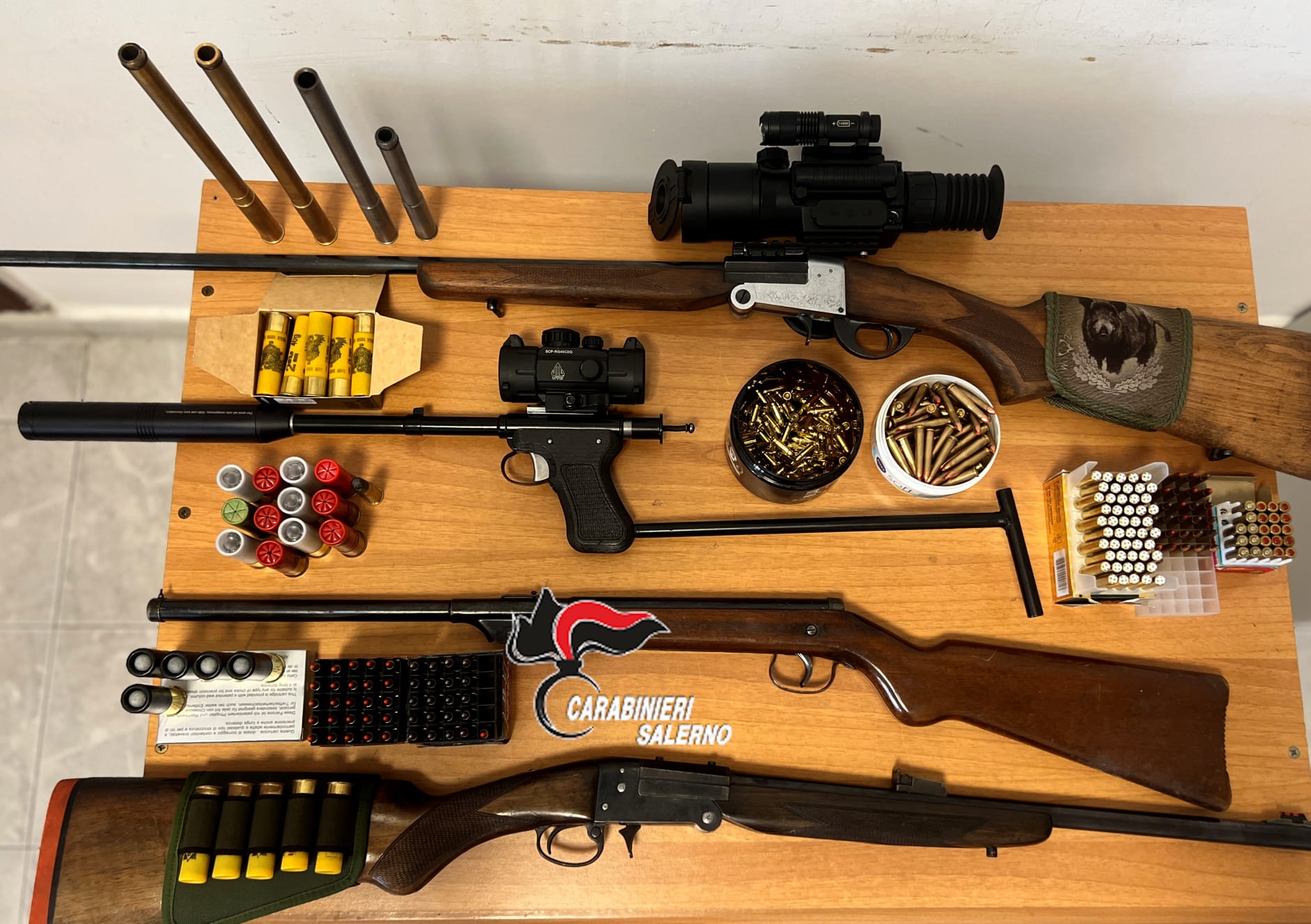 Pistole A Salve Modificate Per L’Uso Di Proiettili Veri, Arresti A Salerno E Savona 8 Pistole A Salve Modificate Per L’Uso Di Proiettili Veri, Arresti A Salerno E Savona 7
