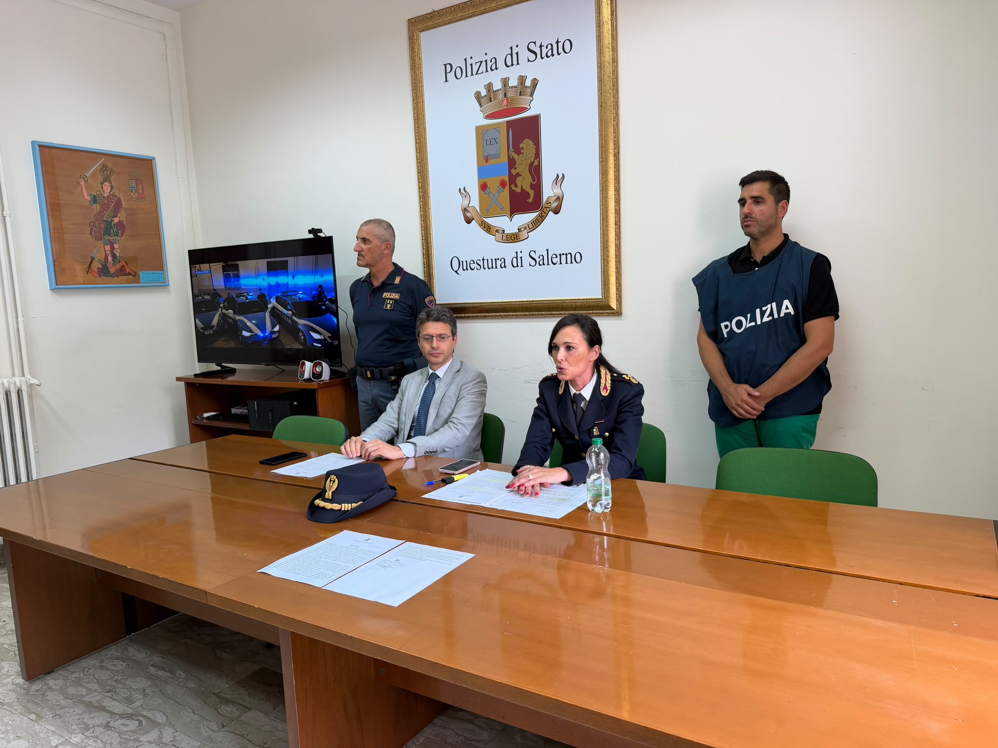 Rapinatori Arrestati Grazie Al Lavoro Di Squadra 4 Rapinatori Arrestati Grazie Al Lavoro Di Squadra 3