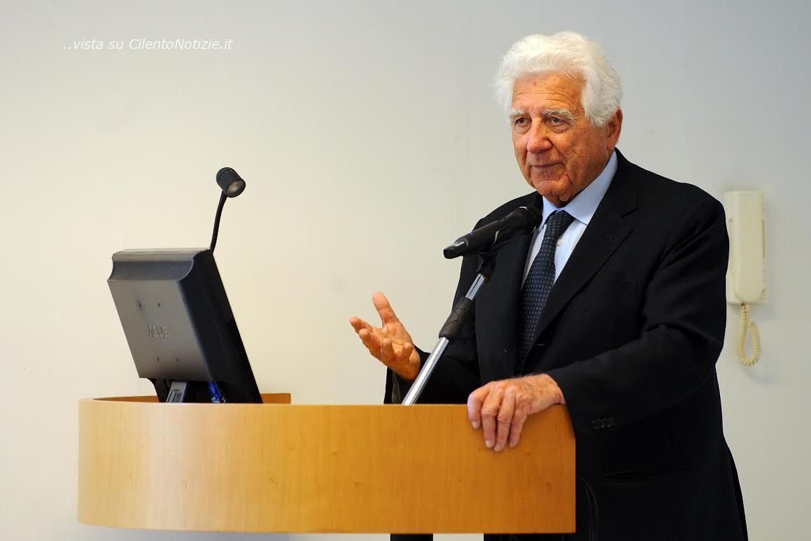 Salerno Perde Un Maestro Della Medicina, Addio Al Dottore Bruno Ravera 4 Salerno Perde Un Maestro Della Medicina, Addio Al Dottore Bruno Ravera 3