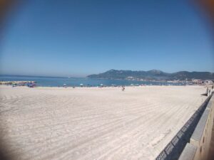 Universo Beach, Bagnanti In Spiaggia Tra Dubbi E Rabbia 8 Universo Beach, Bagnanti In Spiaggia Tra Dubbi E Rabbia 7